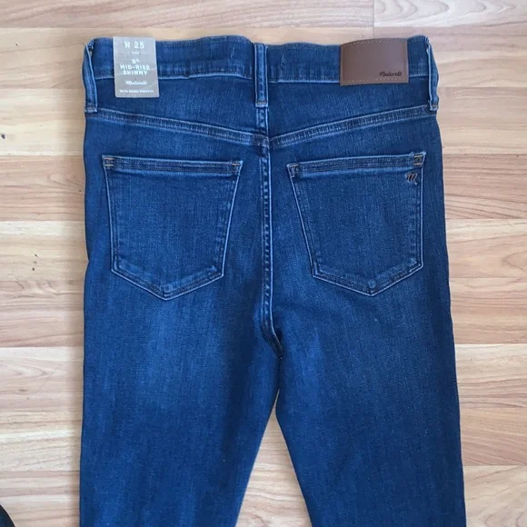 Madewell | Mid Rise Skinny Leg Button Fly Size 25 - Picture 5 of 9